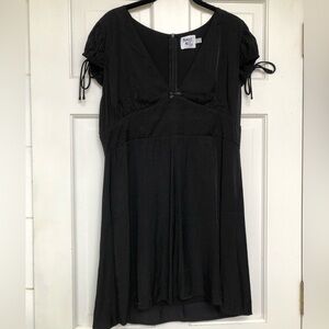 Princess Polly Black V-Neck Dress Size 12